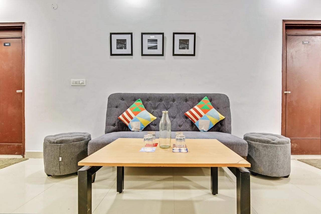 Oyo Home 64106 Comfortable Stay New Delhi Exterior foto
