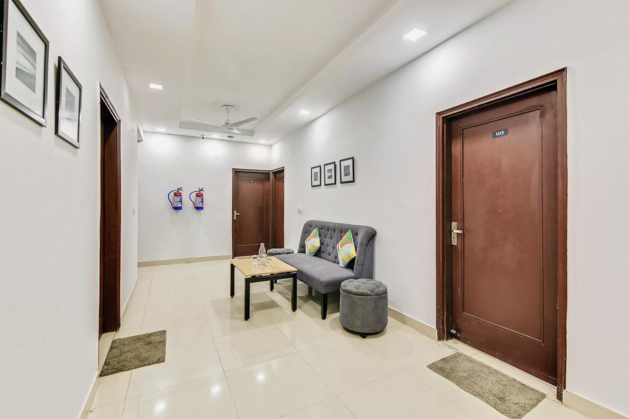 Oyo Home 64106 Comfortable Stay New Delhi Exterior foto