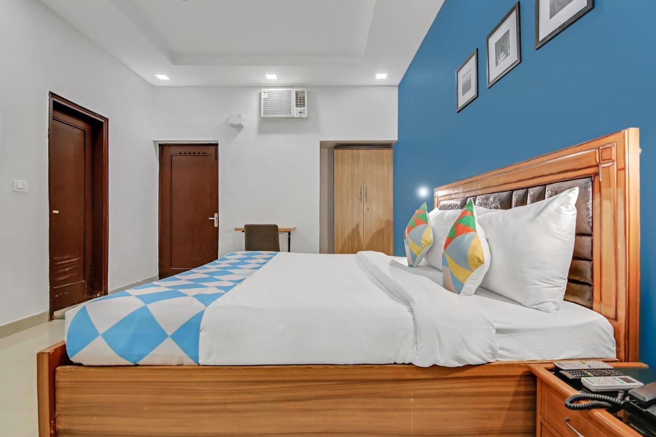 Oyo Home 64106 Comfortable Stay New Delhi Exterior foto