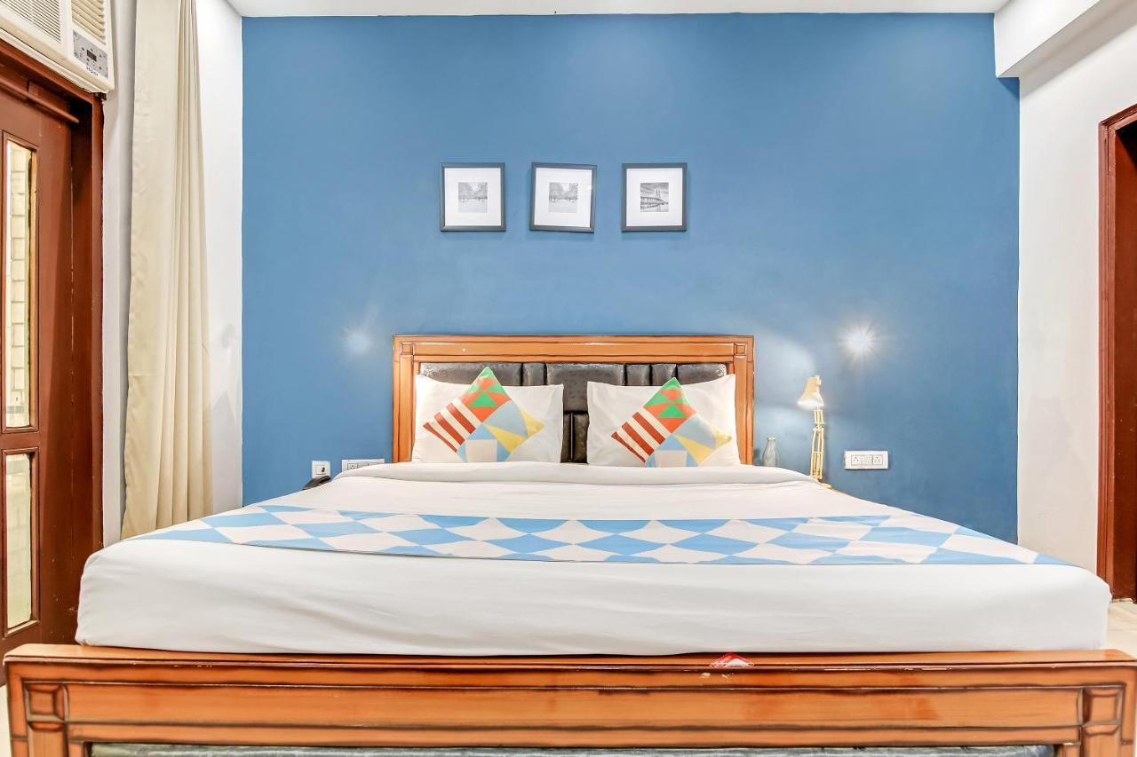 Oyo Home 64106 Comfortable Stay New Delhi Exterior foto