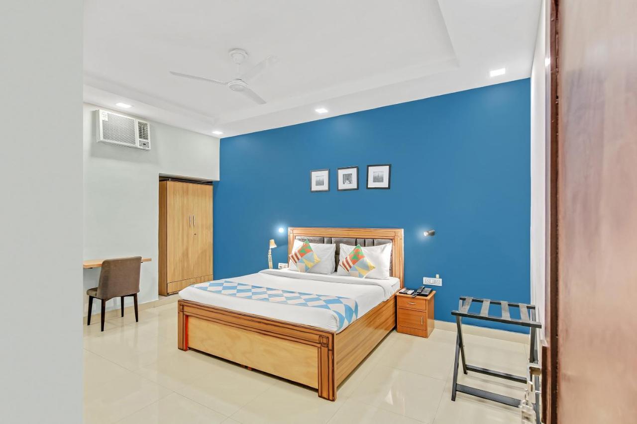 Oyo Home 64106 Comfortable Stay New Delhi Exterior foto