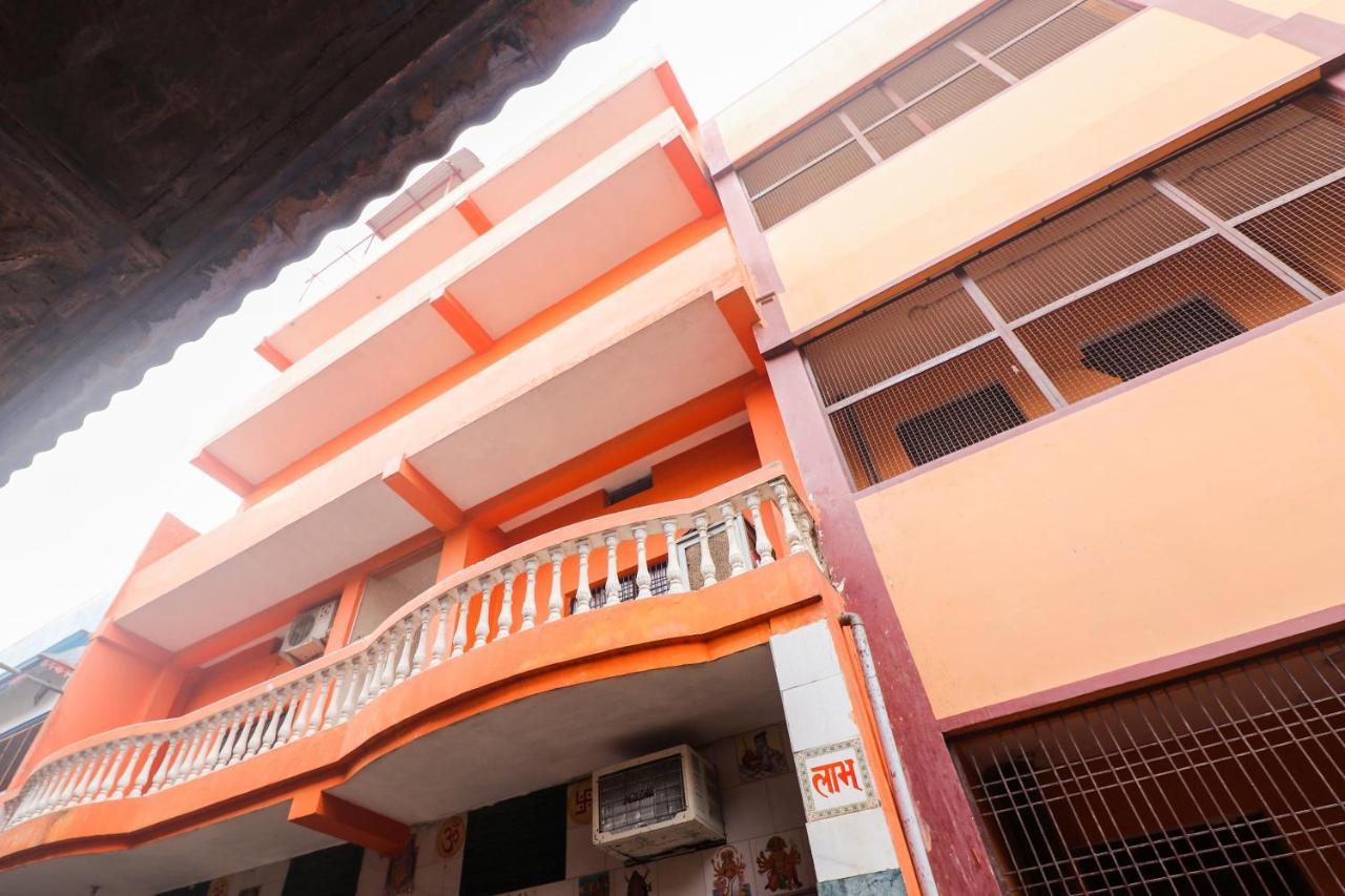 Oyo Home 64106 Comfortable Stay New Delhi Exterior foto